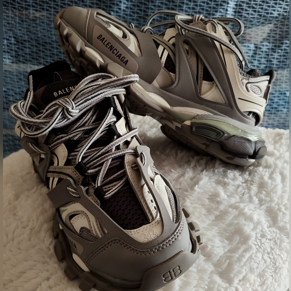 Balenciaga Track Runners - Picture 1 of 3